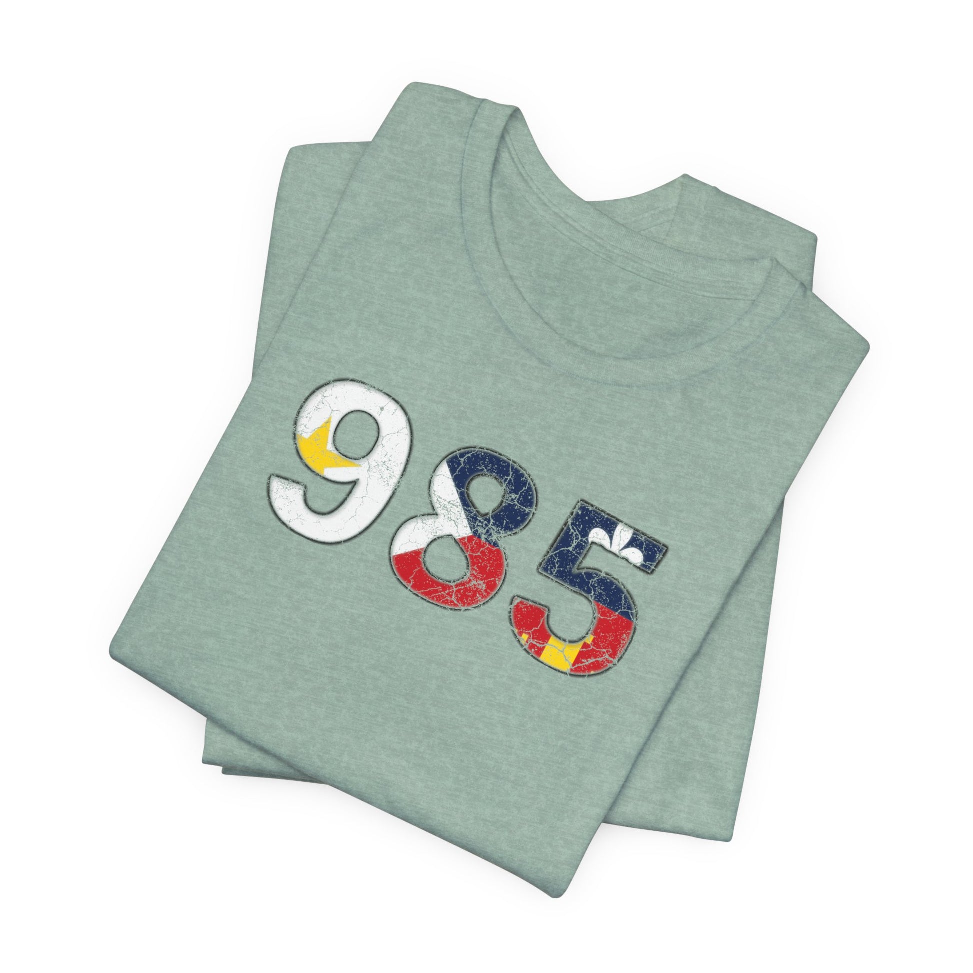 south-of-interstate-10-cajun-store-cajun-flag-985-area-code-t-shirt
